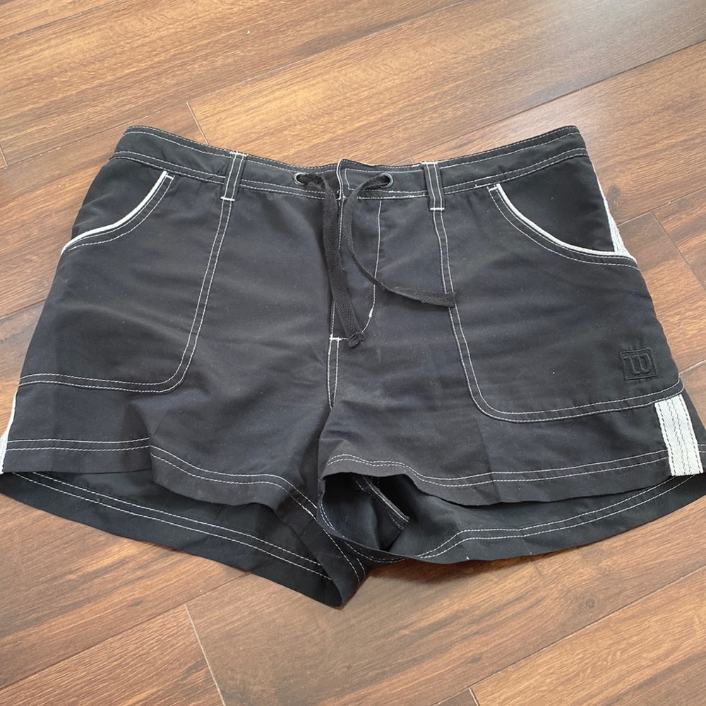 Wilson 100% Polyester Black Work Out Short. Zippered Close with Drawstring M